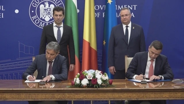 България и Румъния подписаха за ГКПП на фериботната линия Русе – Гюргево