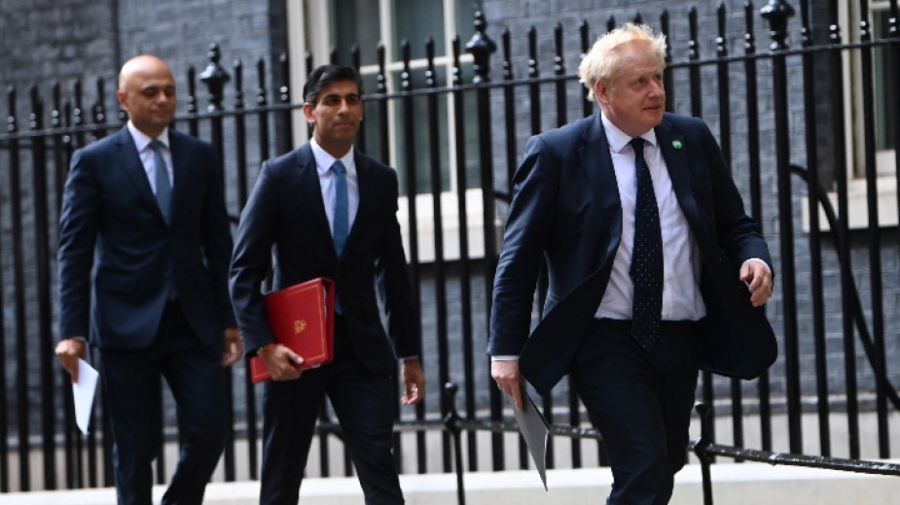 Лондон: Оставки на министрите на финансите и здравеопазването, нямали доверие на Джонсън