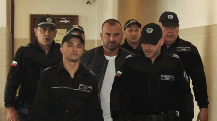 Димитър Любенов, предизвикал катастрофата, в която загина френски гражданин, остава за постоянно в ареста