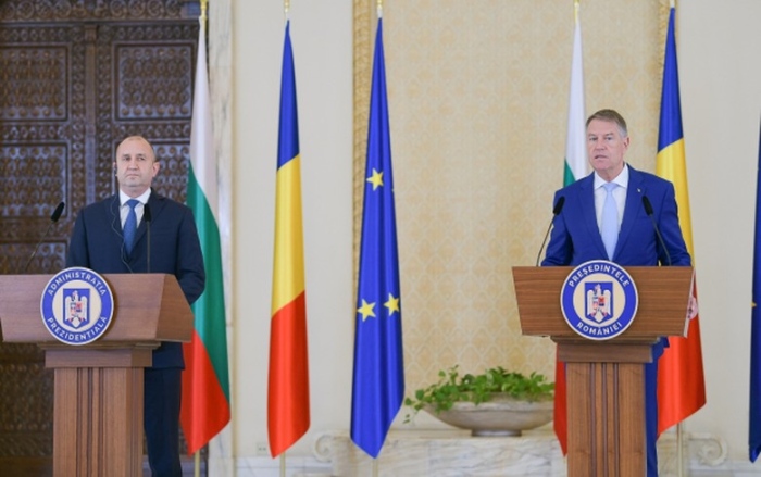 Президентите на България и Румъния подписаха декларация за издигането на двустранното сътрудничество на ниво стратегическо партньорство