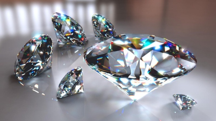 ЕС наложи санкции на най-големия руски производител на диаманти
