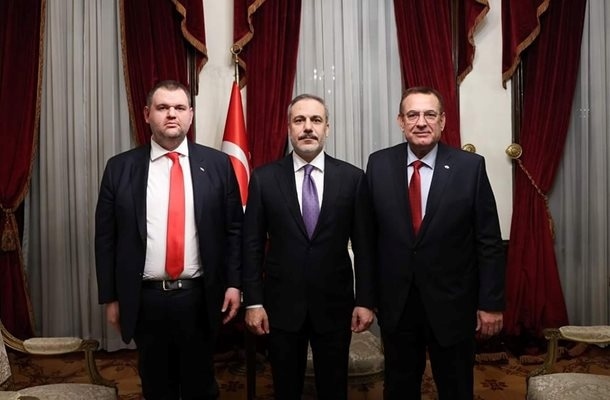 Делян Пеевски посрещна турския външен министър Хакан Фидан