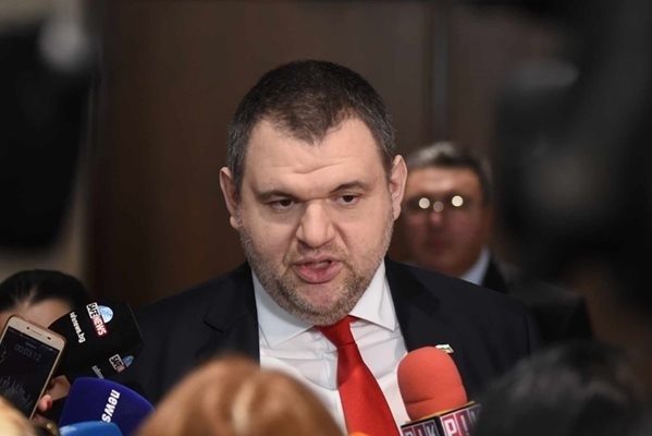 Пеевски за министър Тагарев: Нулева работа за Украйна