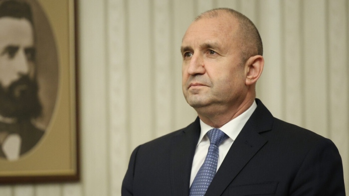 Радев избра хората на Слави Трифонов за третия мандат, дава го още днес